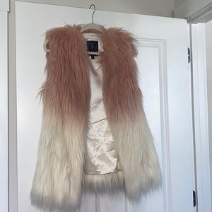 Guess pink and white fur vest, XS